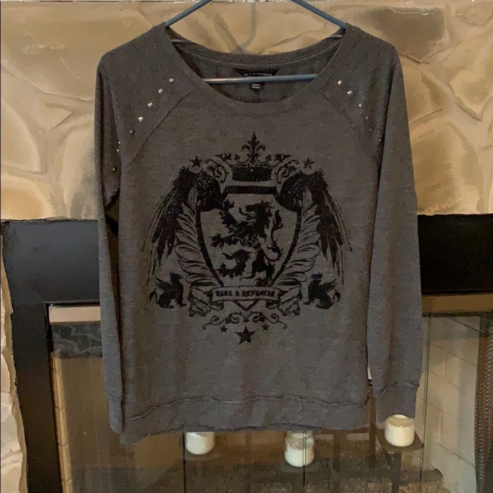 Rock and republic light sweatshirt